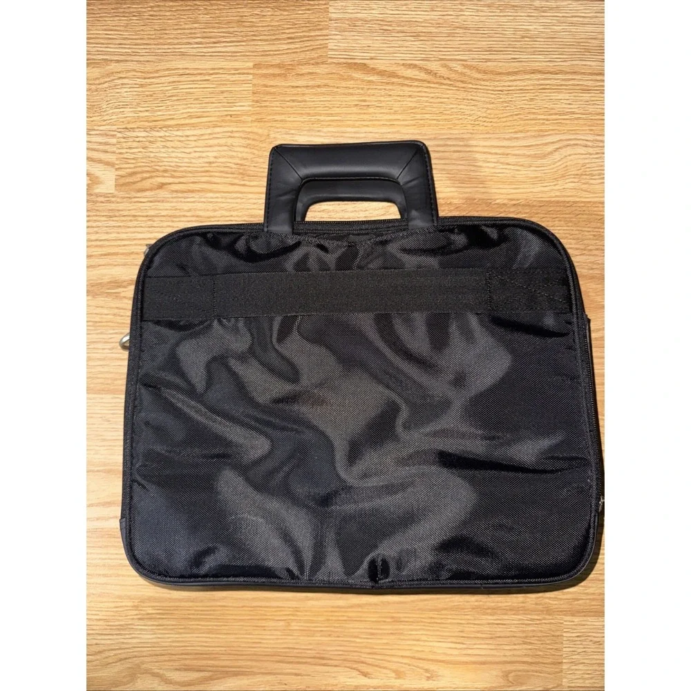 Dell strap does come
